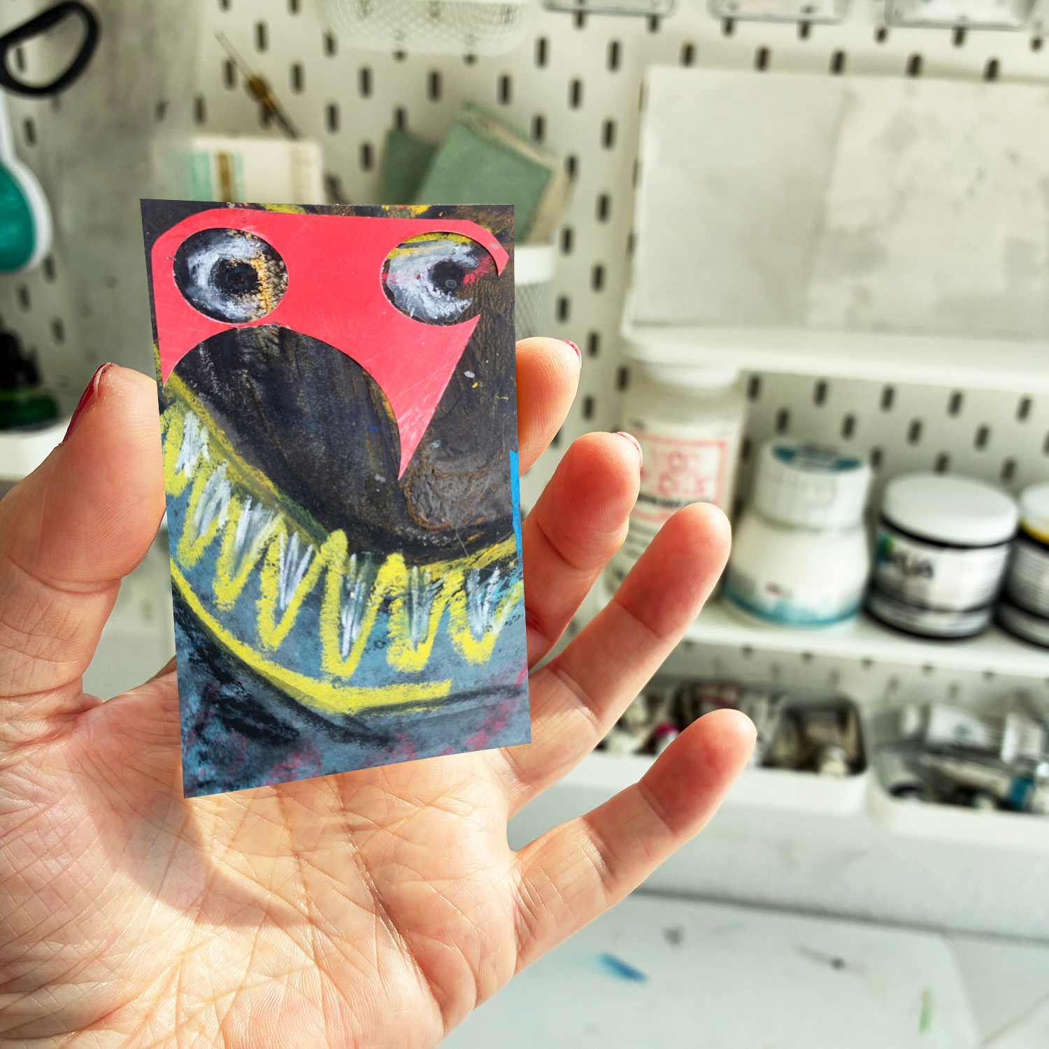 H597-23-Schreck-Mockup-Miniatur-Hand-8x5-72dpi-1500 Annette Kunow H597-23-Schreck-Mockup-Miniatur-Hand-8x5-72dpi-1500 Annette Kunow