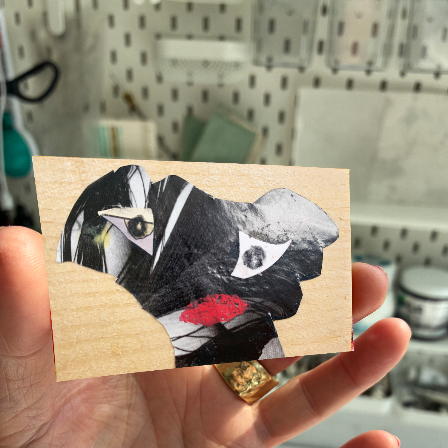 H600-23-Schwarzer-Kopf-Mockup-Miniatur-Hand-5x8 Annette Kunow H600-23-Schwarzer-Kopf-Mockup-Miniatur-Hand-5x8 Annette Kunow