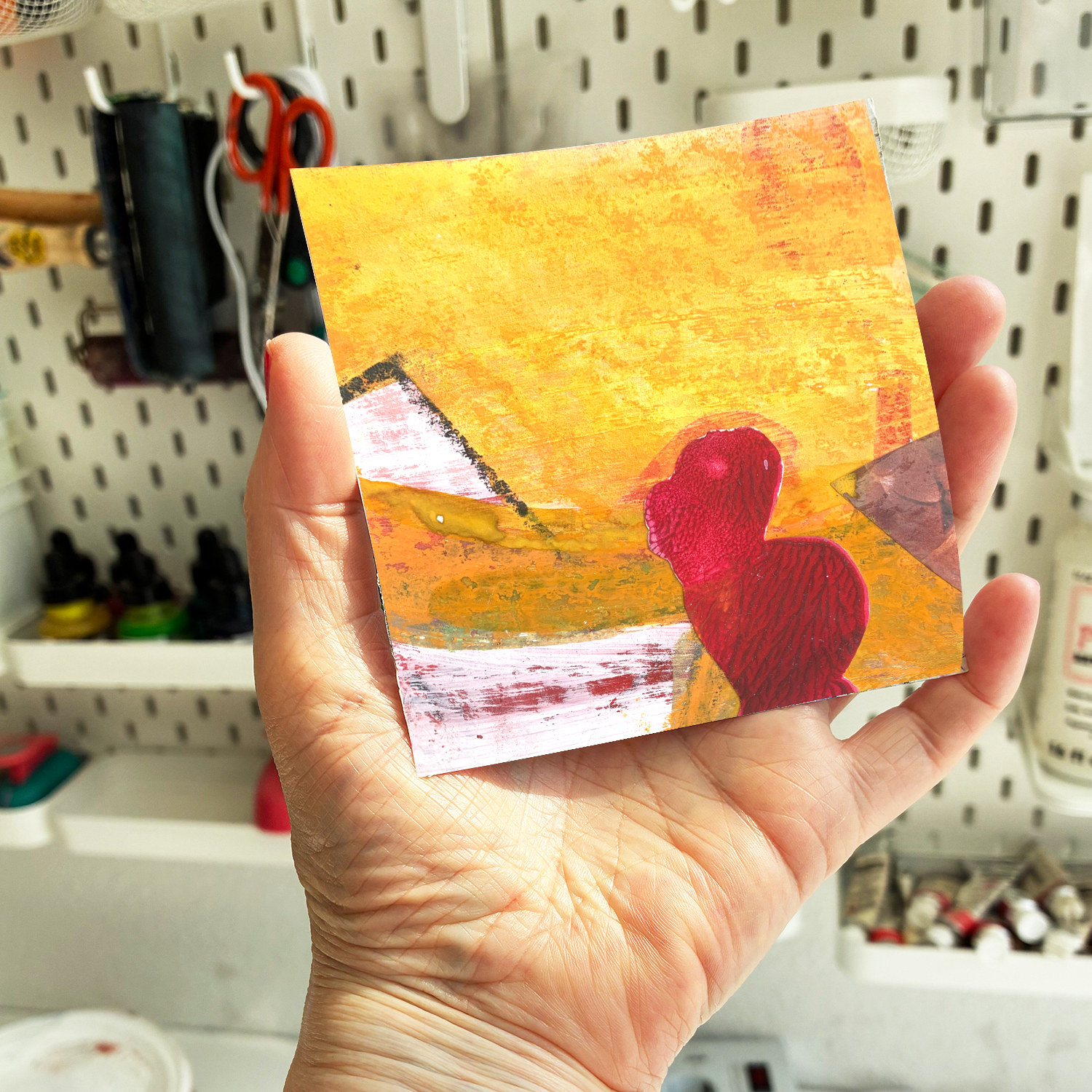 H743-24-Poetische-Miniatur-083-Pyramido-Mockup-Hand Annette Kunow H743-24-Poetische-Miniatur-083-Pyramido-Mockup-Hand Annette Kunow