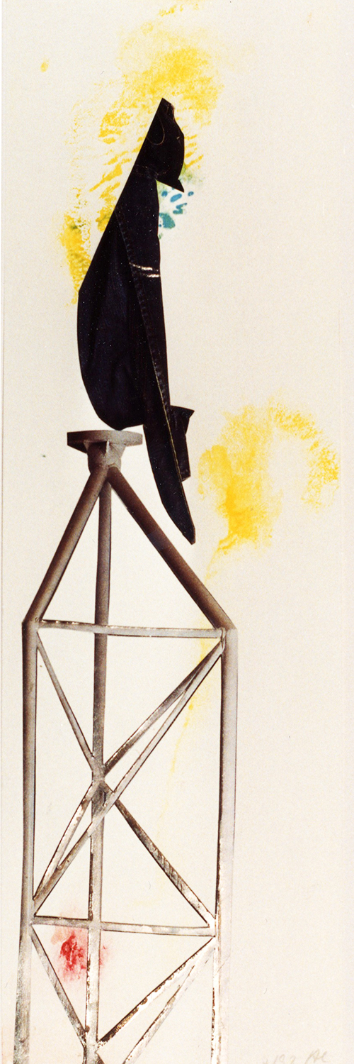 I041-92-05-Auf -einem-Mast-sitzende-Figur-72dpi-1500 Annette Kunow I041-92-05-Auf -einem-Mast-sitzende-Figur-72dpi-1500 Annette Kunow